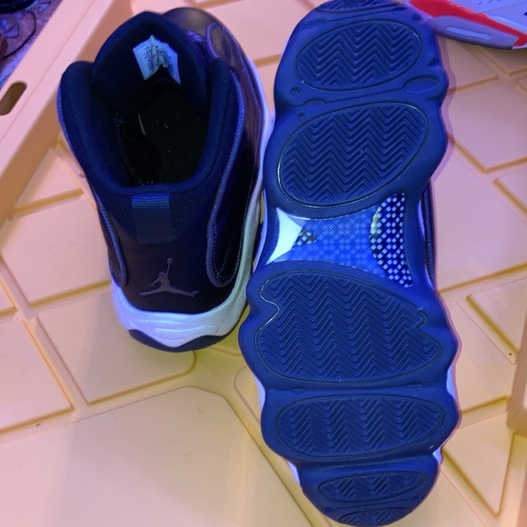 Jordan Pro Strong Black & White J’s ||| Jordan Flight Club ‘91 GS (Iced bottoms) - Picture 2 of 8